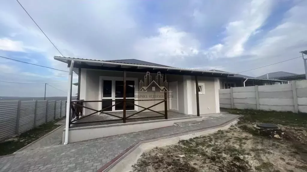 Дом в Крым, Симферопольский район, Добровское с/пос, с. Пионерское  ... - Фото 2