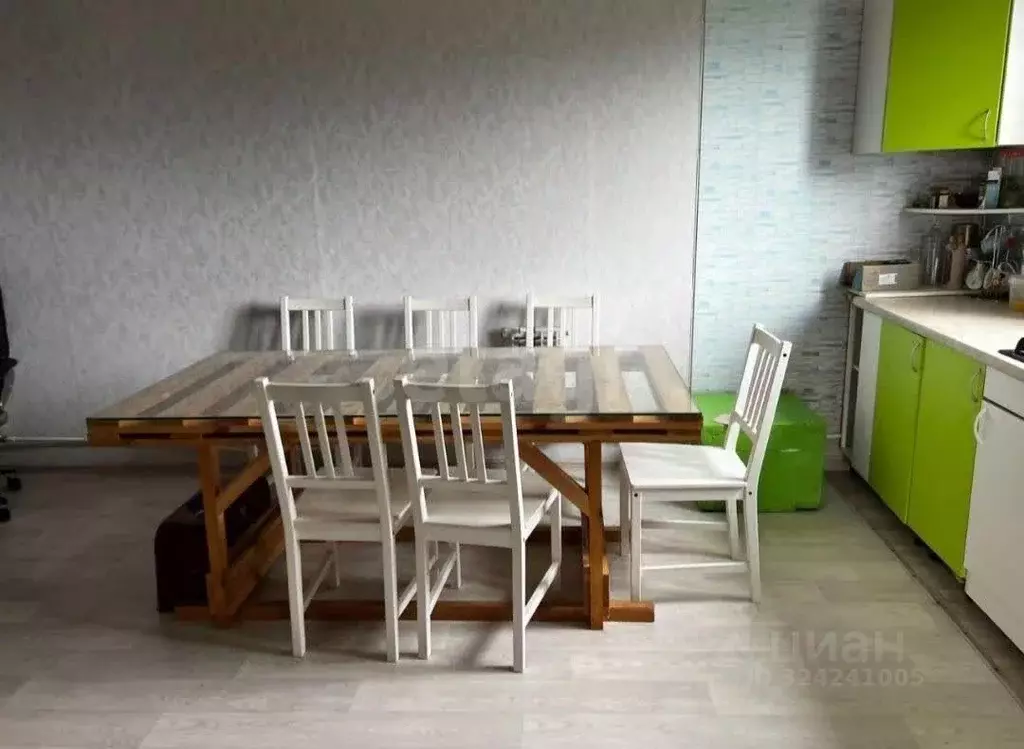 Дом в Омская область, Омск СНТ Ромашка ТСН, аллея 5-я, 46 (130 м) - Фото 1