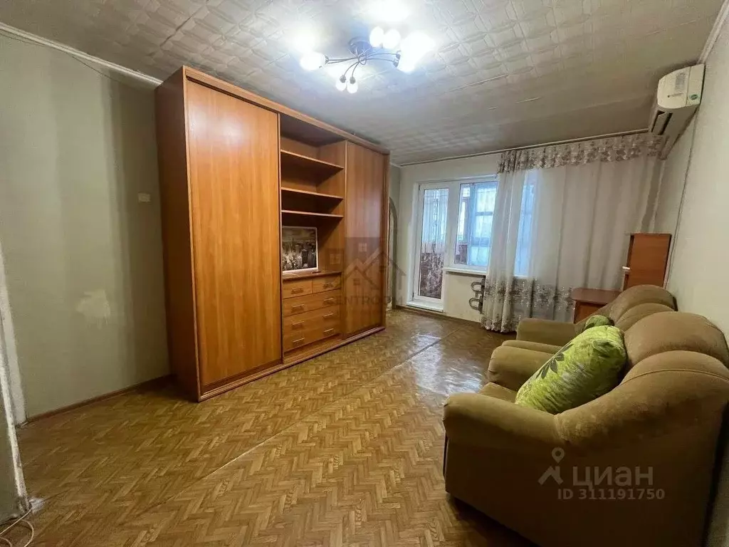 1-к кв. Татарстан, Казань ул. Сафиуллина, 44 (38.0 м) - Фото 0