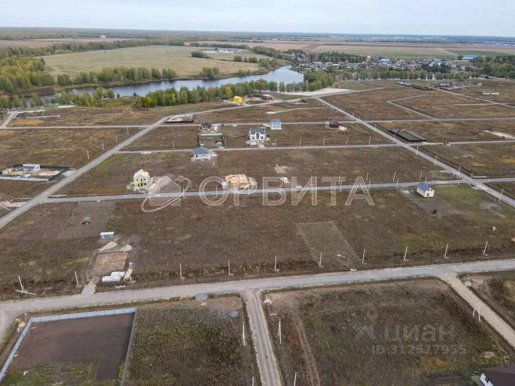 Участок в Тюменская область, Тюменский район, д. Малиновка  (7.0 сот.) - Фото 1