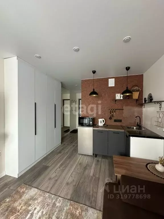 Студия Тюменская область, Тюмень ул. Новоселов, 109 (23.0 м) - Фото 1