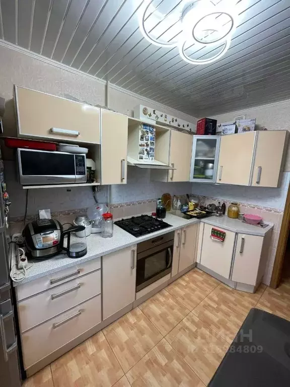 3-к кв. Калужская область, Калуга ул. Генерала Попова, 18к1 (65.4 м) - Фото 2