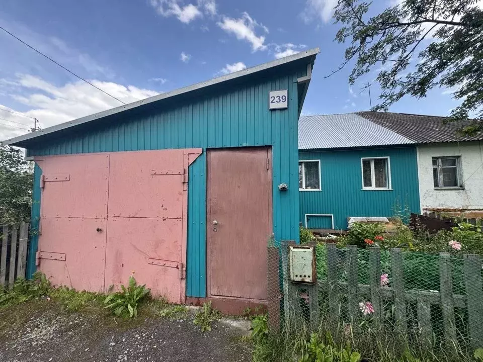 Дом в Кемеровская область, Топки Алма-Атинская ул., 239 (63 м) - Фото 1