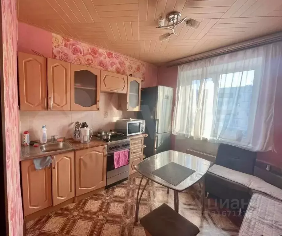 2-к кв. Хакасия, Черногорск ул. Калинина, 2А (55.0 м) - Фото 1