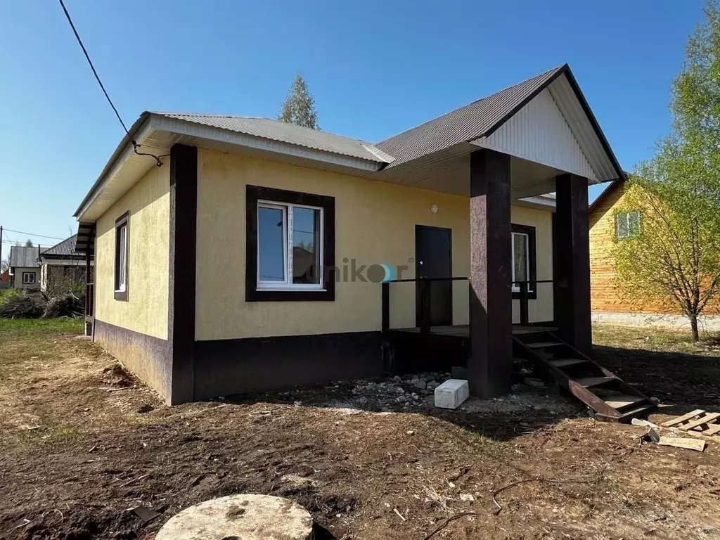 Дом в Башкортостан, Иглинский сельсовет, с. Иглино ул. Якутова, 23/1 ... - Фото 0