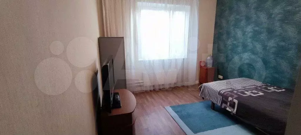 2-к. квартира, 60 м, 4/18 эт. - Фото 1