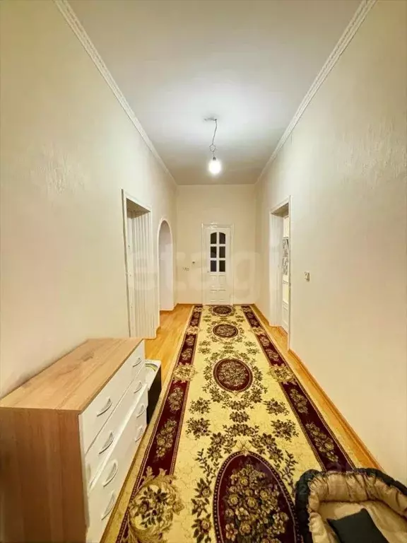 Дом в Калмыкия, Элиста Партизанская ул., 41А (208 м) - Фото 1