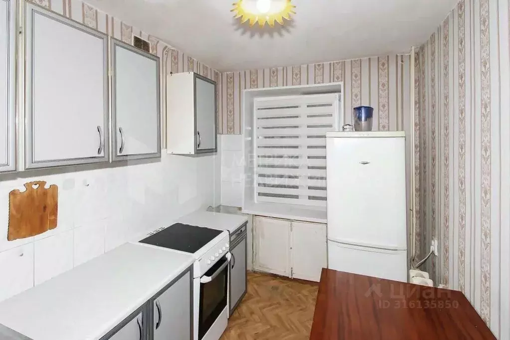 1-к кв. Тюменская область, Тюмень Полевая ул., 25 (32.3 м) - Фото 0