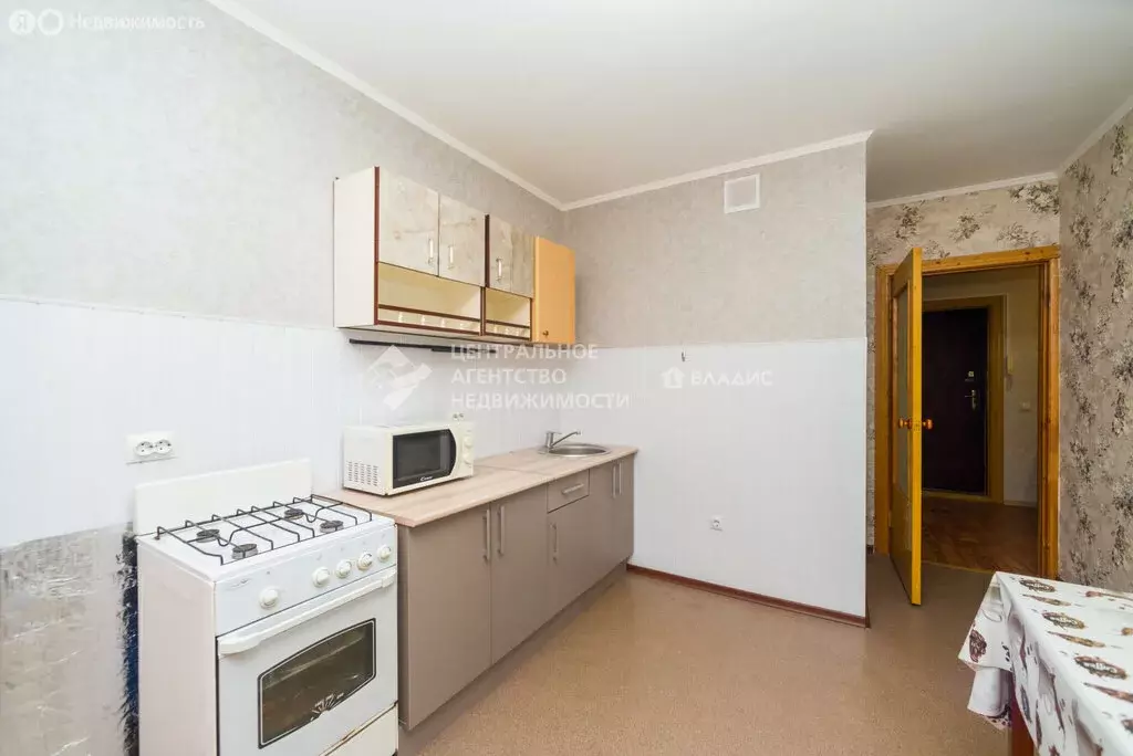 1-комнатная квартира: Рязань, 1-й Осенний переулок, 4 (43.3 м) - Фото 2
