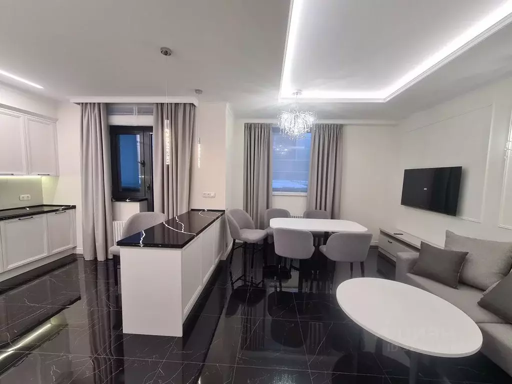 3-к кв. Москва ул. Усиевича, 10 (100.0 м) - Фото 2