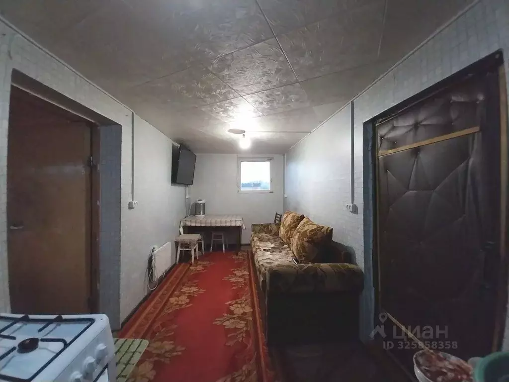 Дом в Пермский край, Александровск Яйва пгт, ул. Демьяна Бедного, 68 ... - Фото 2