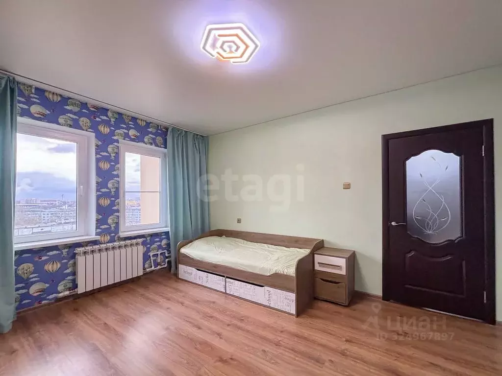 2-к кв. Псковская область, Псков ул. Ижорского Батальона, 49 (57.9 м) - Фото 1