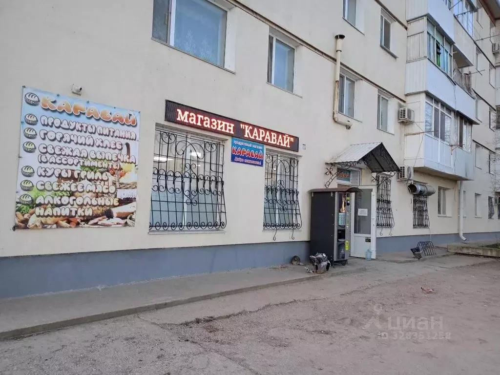 Торговая площадь в Крым, Красногвардейское пгт ул. 50 лет Октября, 13 ... - Фото 1