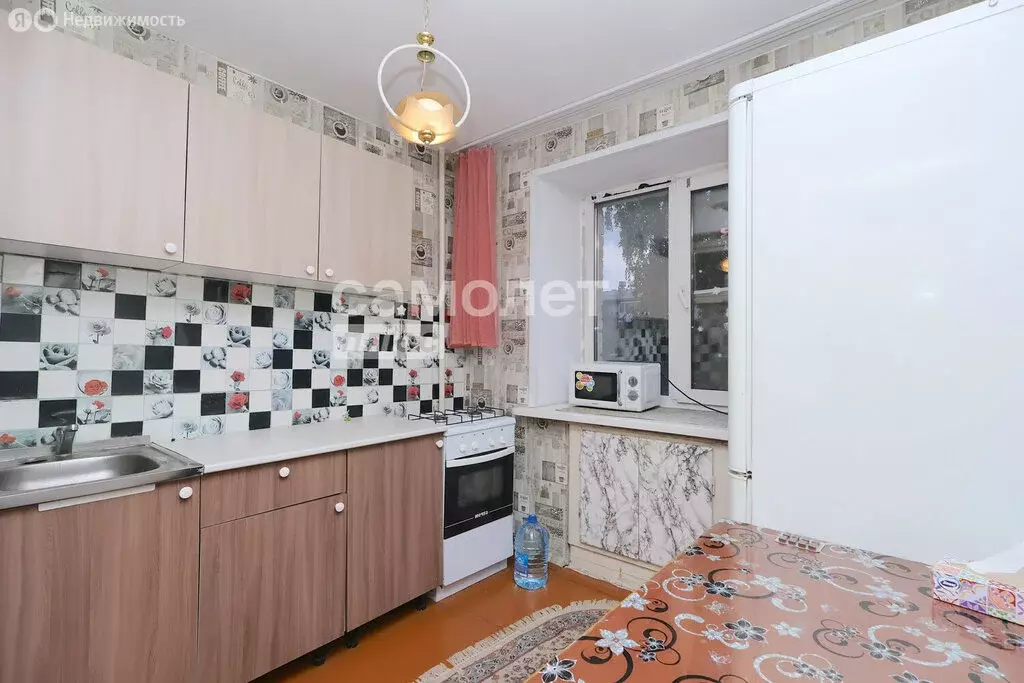 1-комнатная квартира: Кемерово, улица 50 лет Октября, 22 (29.6 м) - Фото 1