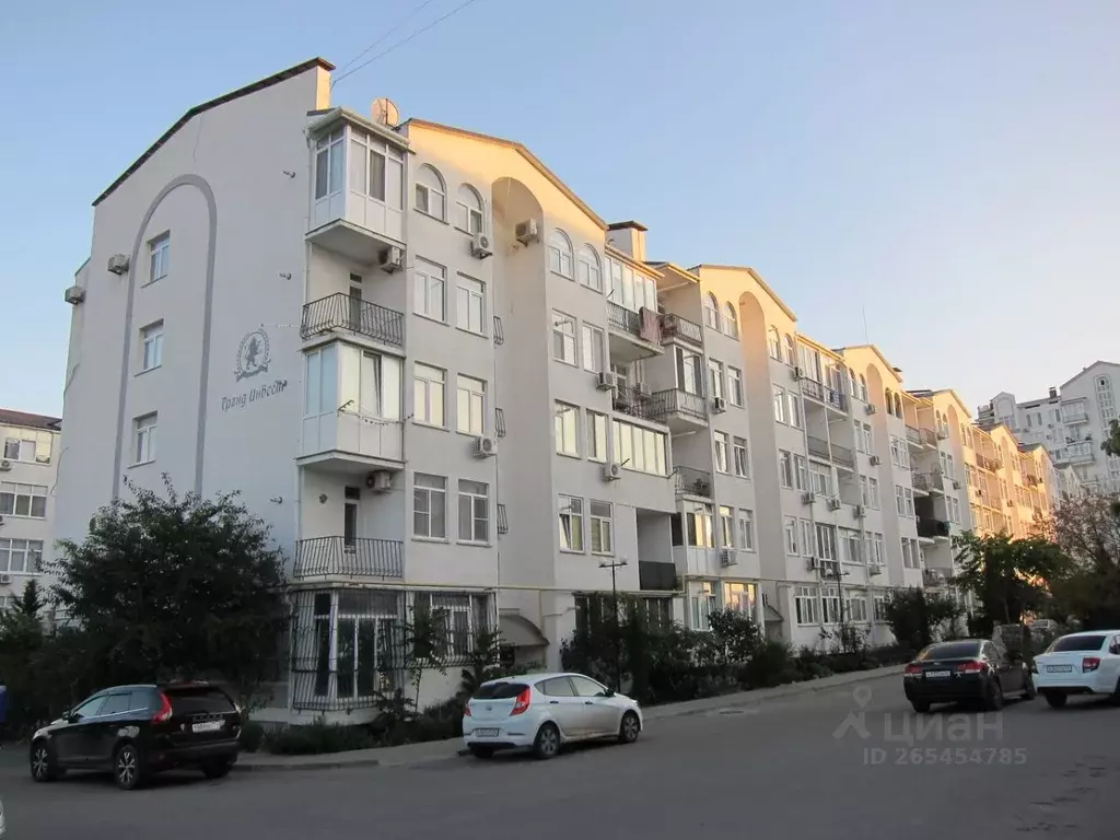 1-к кв. Севастополь ул. Челнокова, 12/2 (41.0 м) - Фото 0
