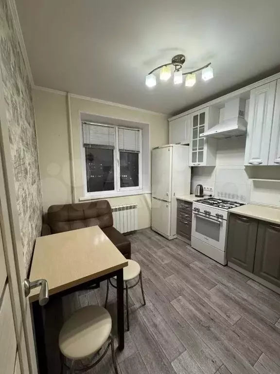 1-к. квартира, 38 м, 9/9 эт. - Фото 1