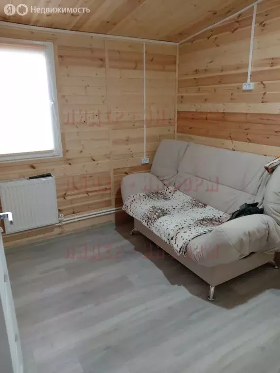 Дом в Сакский район, Суворовское сельское поселение, село Великое ... - Фото 0