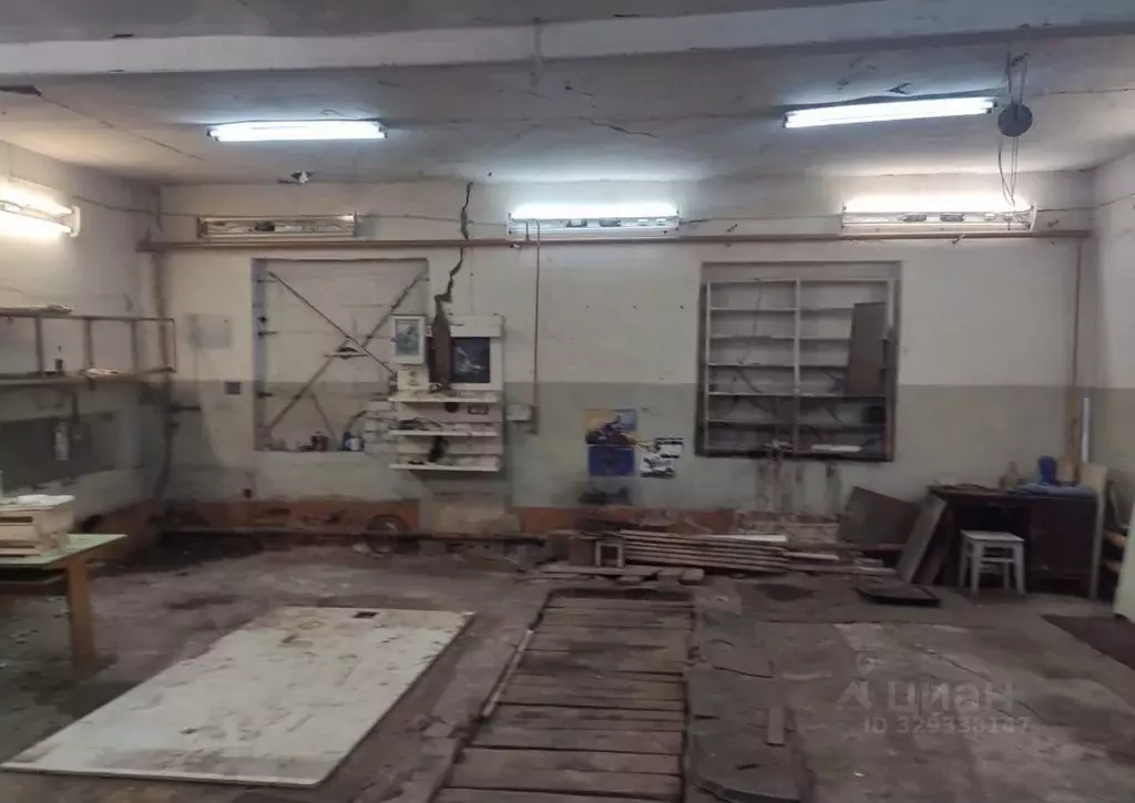 Помещение свободного назначения в Ивановская область, Иваново просп. ... - Фото 1