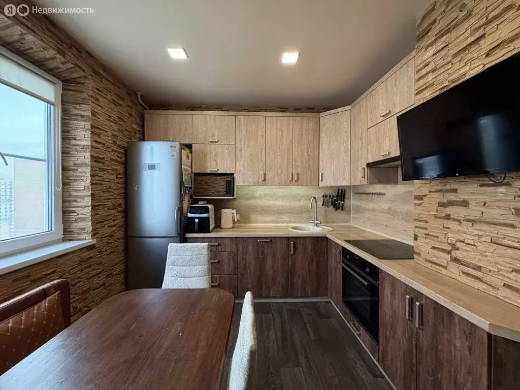 3-комнатная квартира: Курск, проспект Анатолия Дериглазова, 83 (76.9 ... - Фото 2