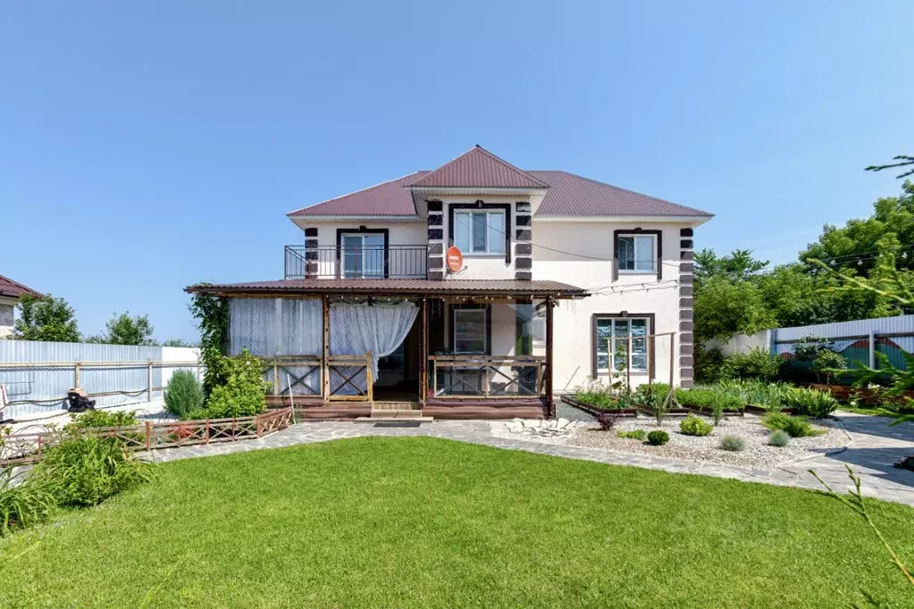 Дом в Самарская область, Волжский район, Черноречье с/пос, с. ... - Фото 1