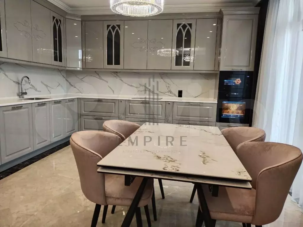 3-к. квартира, 110 м, 17/21 эт. - Фото 0