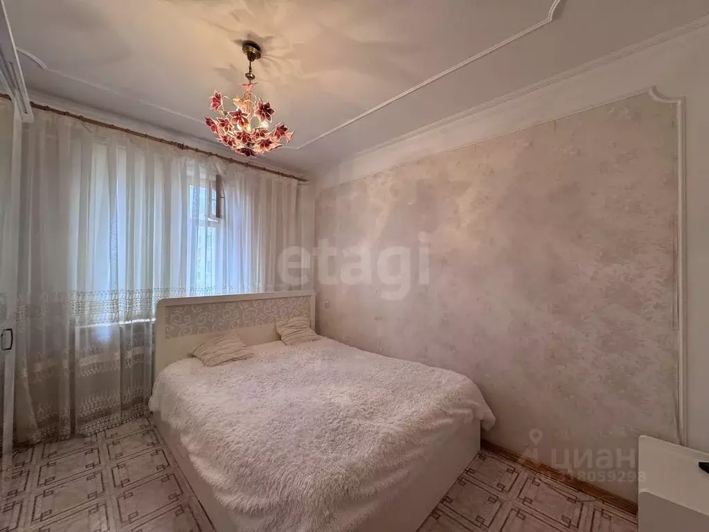 2-к кв. Карачаево-Черкесия, Черкесск ул. Космонавтов, 82 (52.0 м) - Фото 0