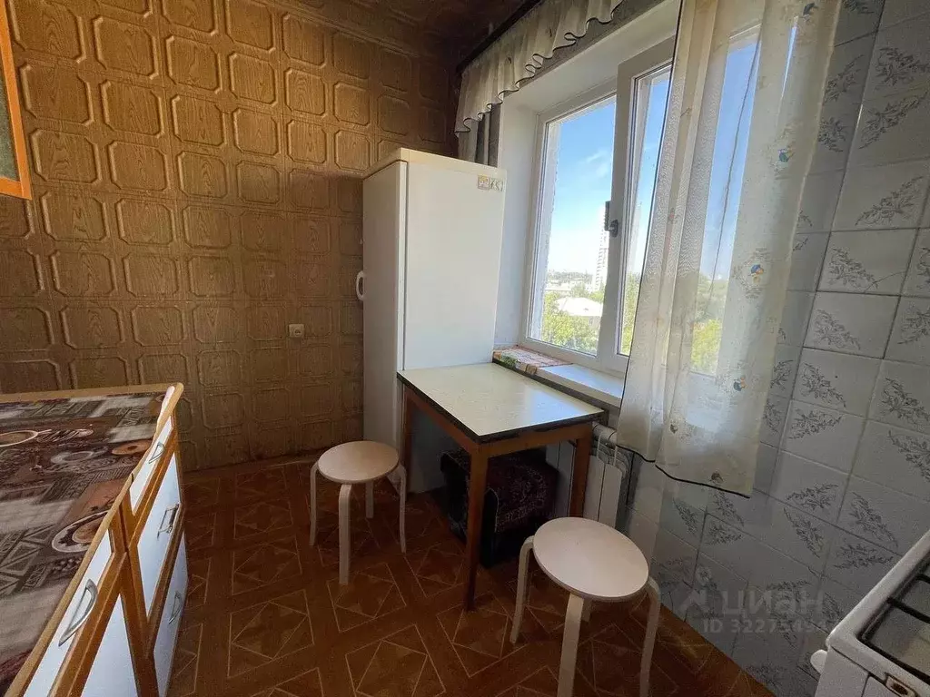 3-к кв. Свердловская область, Екатеринбург ул. Гражданская, 2 (54.0 м) - Фото 2