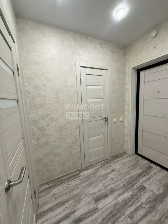 1-к кв. Волгоградская область, Волгоград ул. Быстрова, 273 (32.2 м) - Фото 1