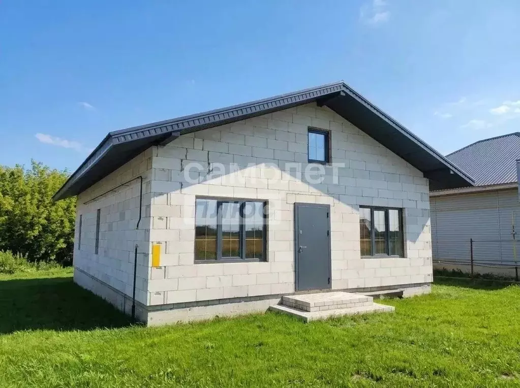 Дом в Алтайский край, Барнаул городской округ, пос. Черницк ул. ... - Фото 1