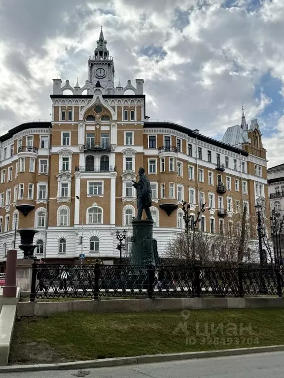 3-к кв. Москва Сретенский бул., 6/1С2 (134.7 м) - Фото 1