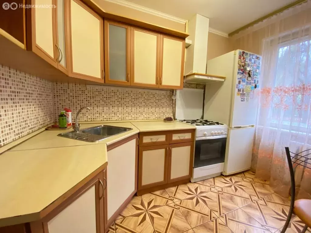 3-комнатная квартира: Орёл, Ягодный переулок, 8 (66.5 м) - Фото 0