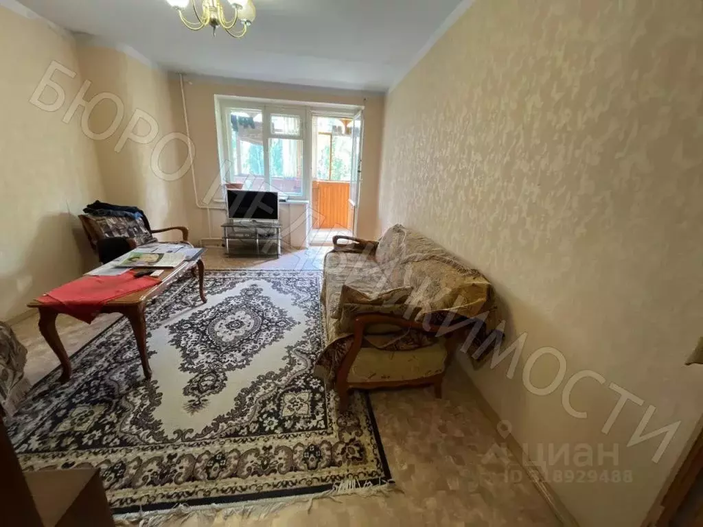 3-к кв. Саратовская область, Балашов ул. Орджоникидзе, 4 (60.0 м) - Фото 0