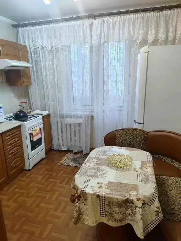 2-к кв. Ленинградская область, Кириши ул. Нефтехимиков, 6 (53.0 м) - Фото 2