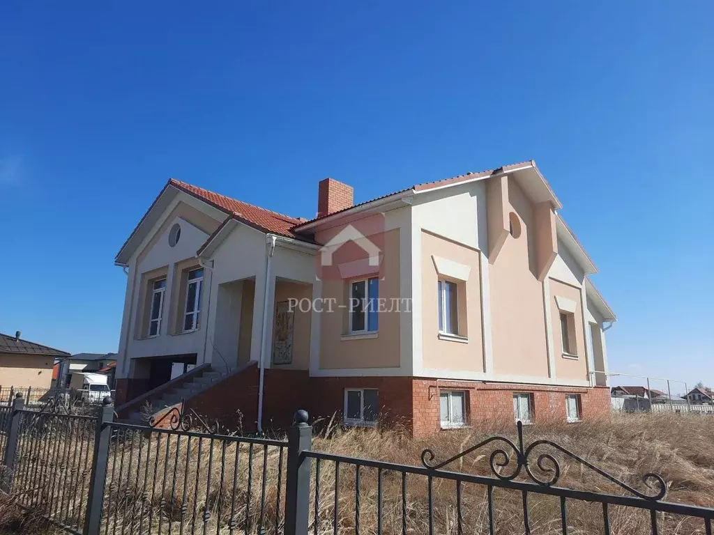 Коттедж в Саратовская область, пос. Новогусельский  (287 м) - Фото 1