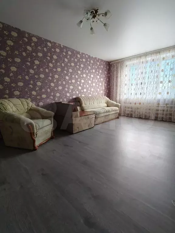 1-к. квартира, 40 м, 9/9 эт. - Фото 1