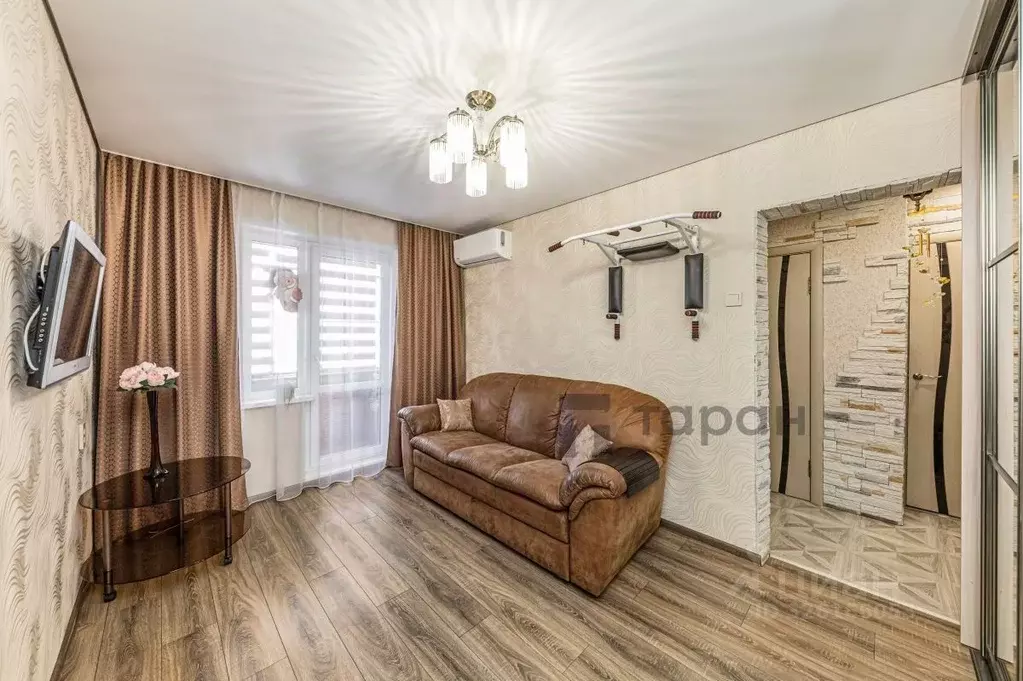 1-к кв. Челябинская область, Челябинск ул. Дзержинского, 95а (27.5 м) - Фото 1