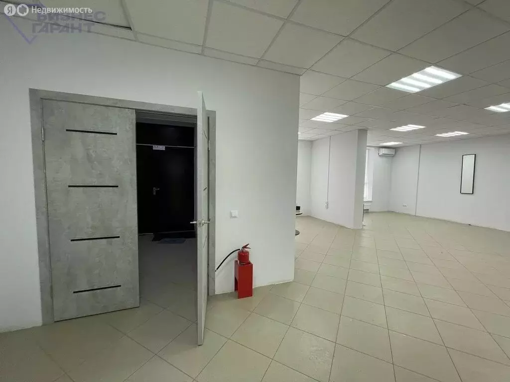 Помещение свободного назначения (139.9 м) - Фото 0