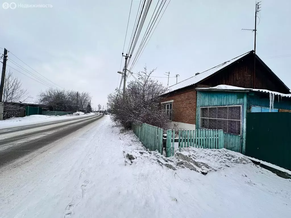 Дом в село Хомутово, Колхозная улица, 54 (45.2 м) - Фото 1