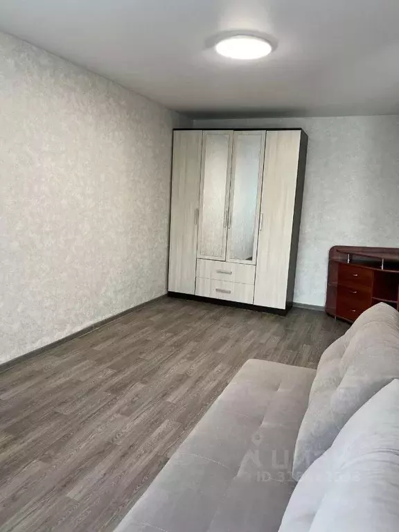 1-к кв. Татарстан, Казань ул. Девятаева, 9 (33.0 м) - Фото 1