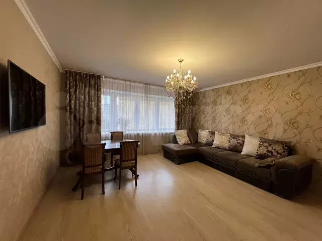 1-к. квартира, 60 м, 7/12 эт. - Фото 0