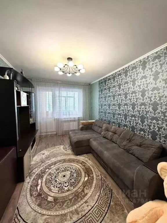 3-к кв. Белгородская область, Белгород 10-й мкр, ул. 60 лет Октября, 8 ... - Фото 1