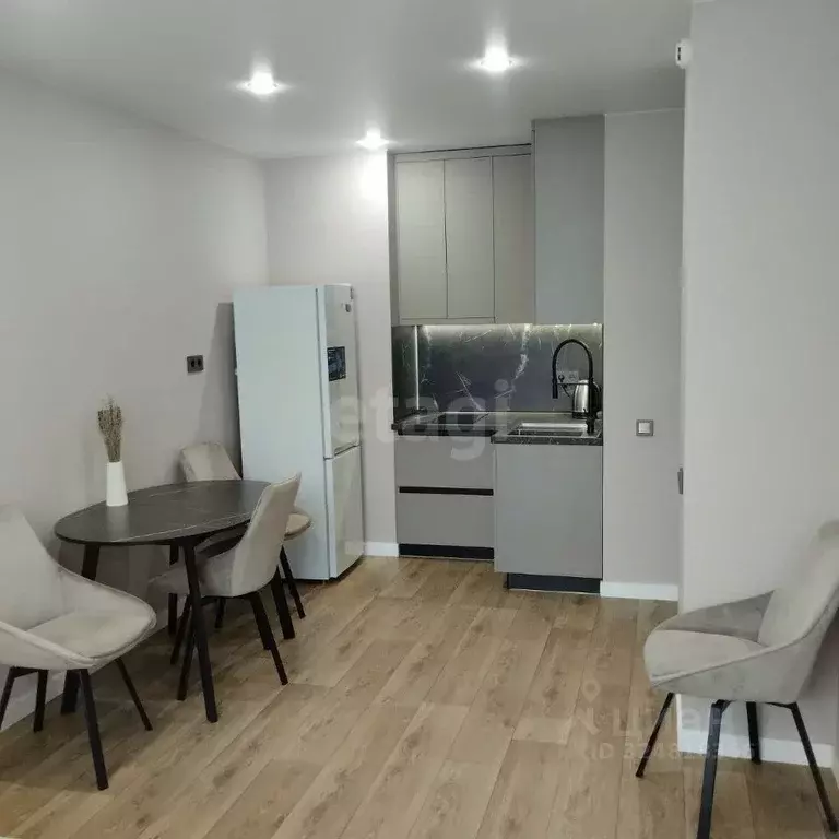 Студия Тюменская область, Тюмень ул. Первооткрывателей, 10 (24.0 м) - Фото 1