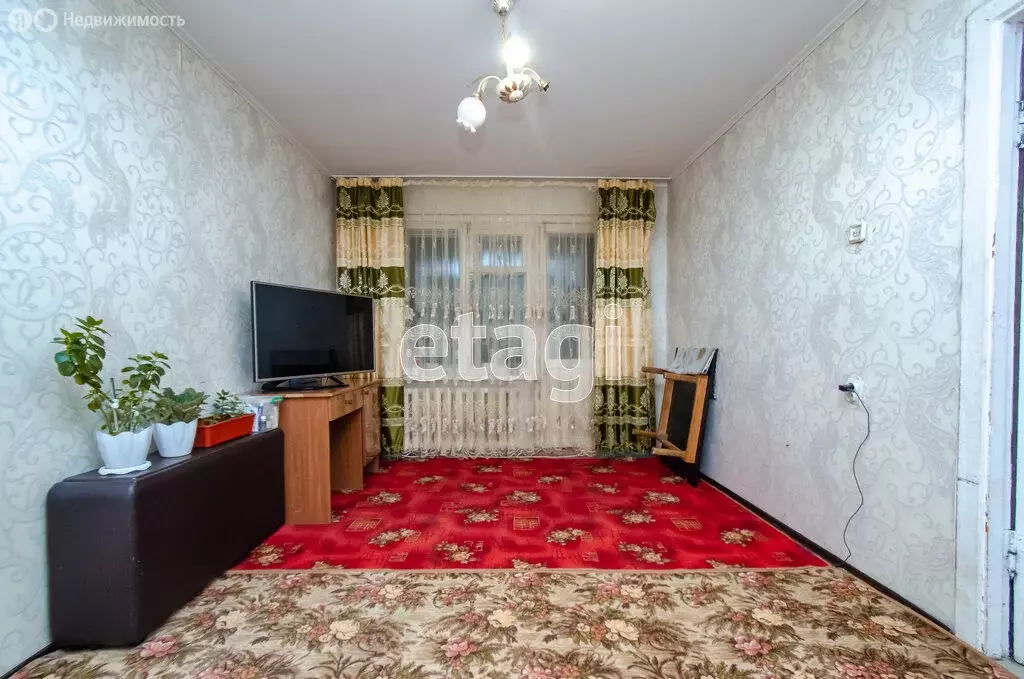 4-комнатная квартира: Новосибирск, улица Гоголя, 194 (71 м) - Фото 1