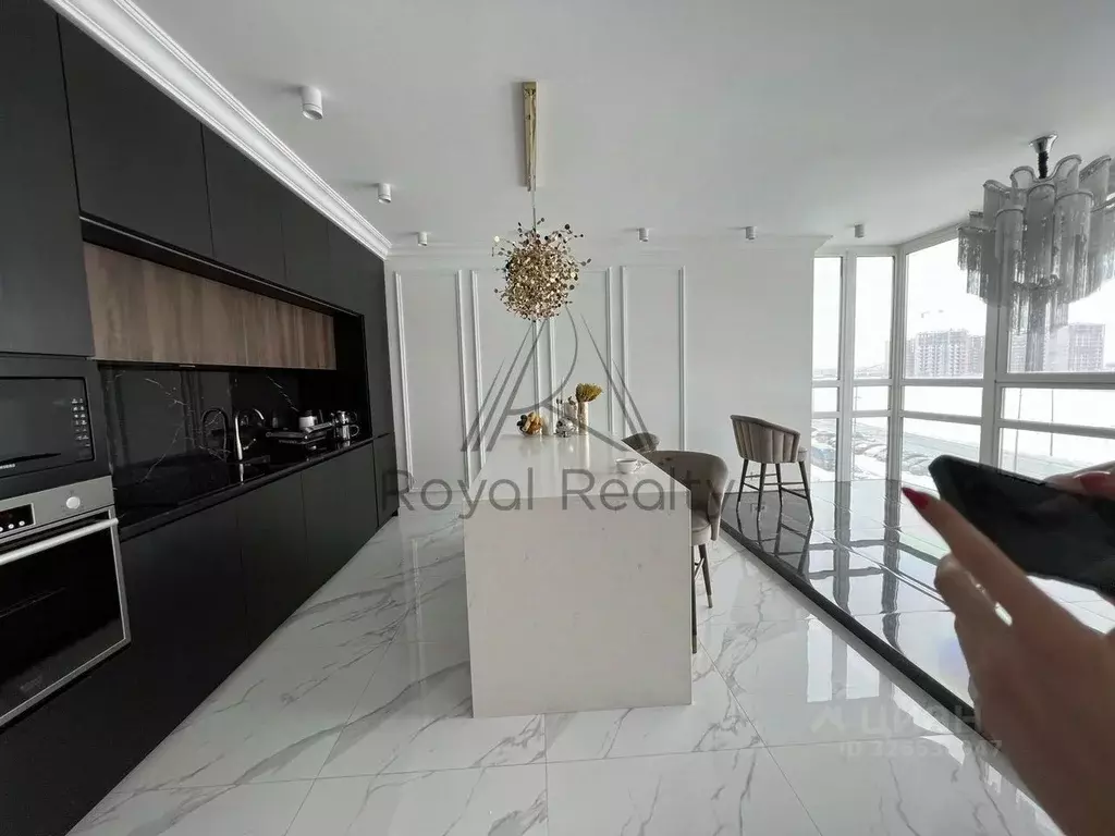 3-к кв. Ленинградская область, Мурино Всеволожский район, ул. ... - Фото 1