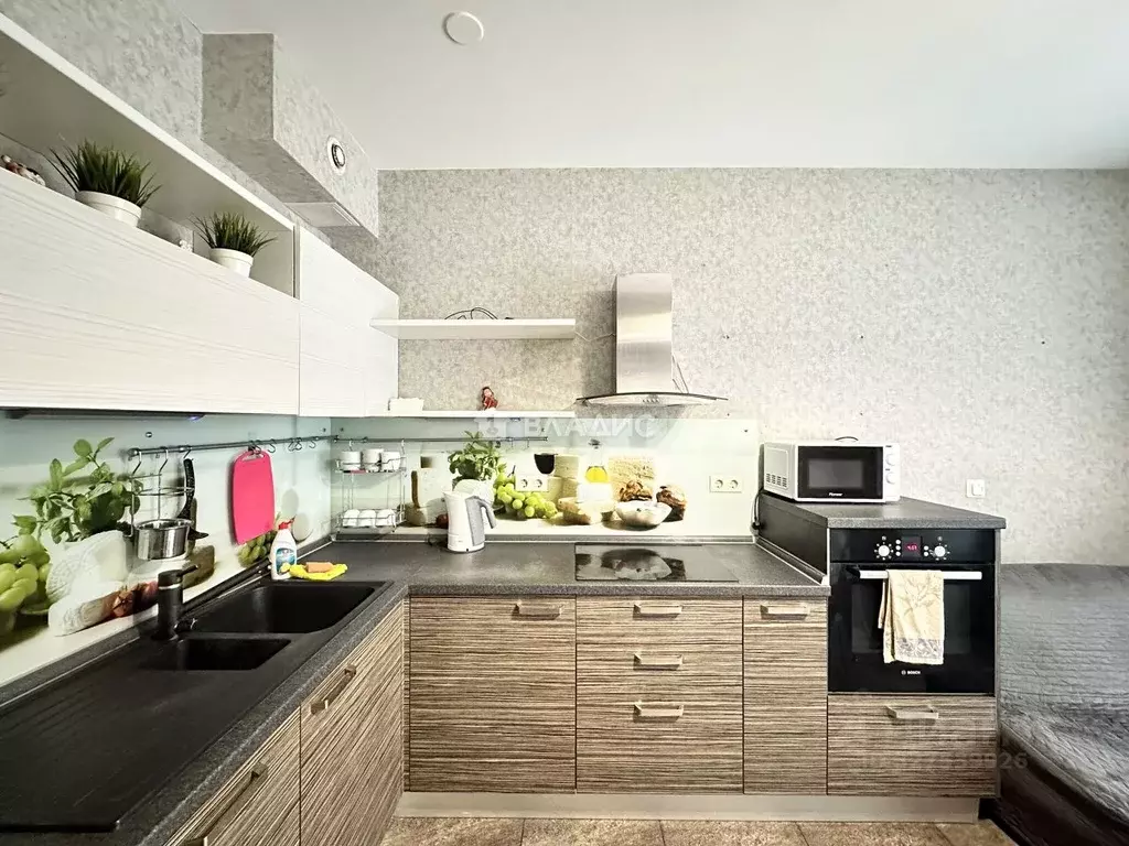 2-к кв. Ленинградская область, Мурино Всеволожский район, пл. ... - Фото 2