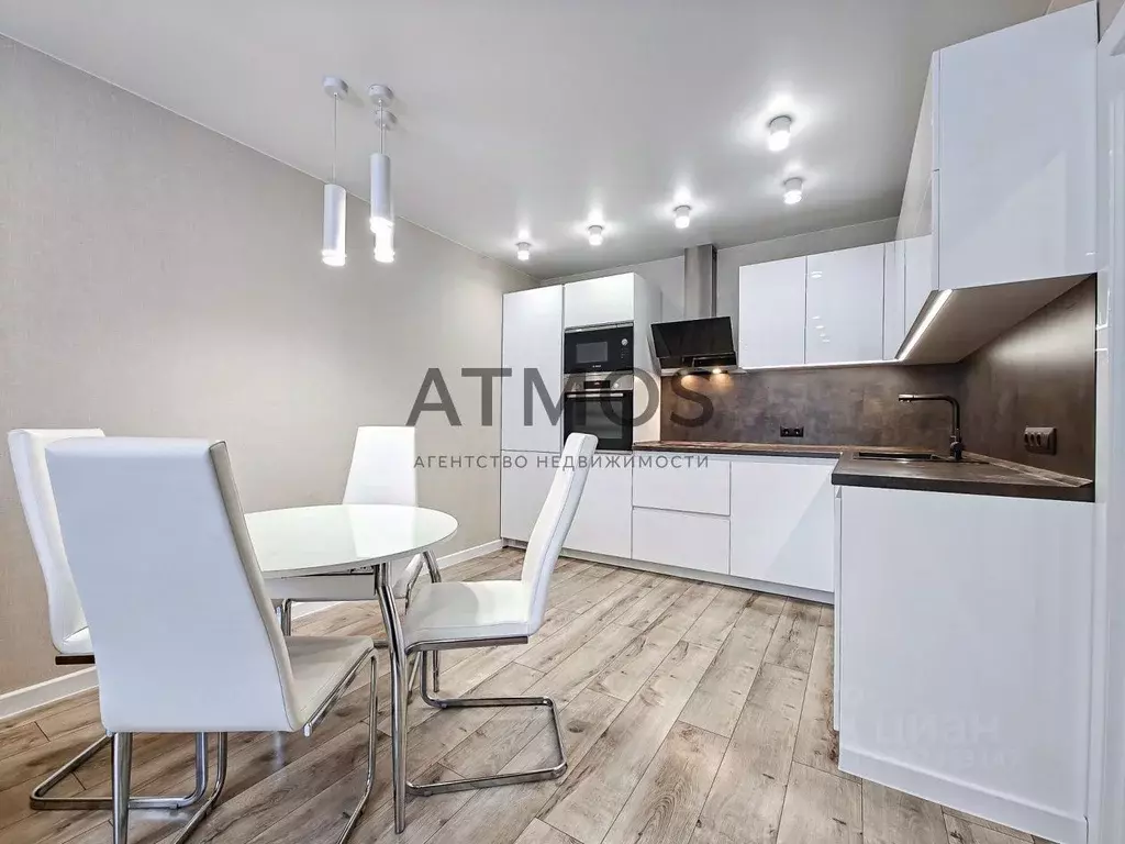 2-к кв. Новосибирская область, Новосибирск ул. Владимира Заровного, 38 ... - Фото 1