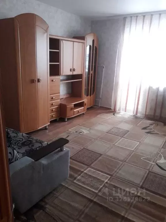 1-к кв. Омская область, Омск ул. Кирова, 12 (40.0 м) - Фото 1