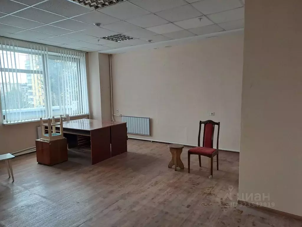 Помещение свободного назначения в Свердловская область, Екатеринбург ... - Фото 1