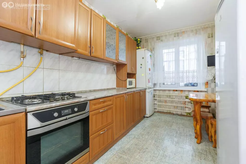 3-комнатная квартира: село Толмачево, Трудовая улица, 14 (69.5 м) - Фото 0