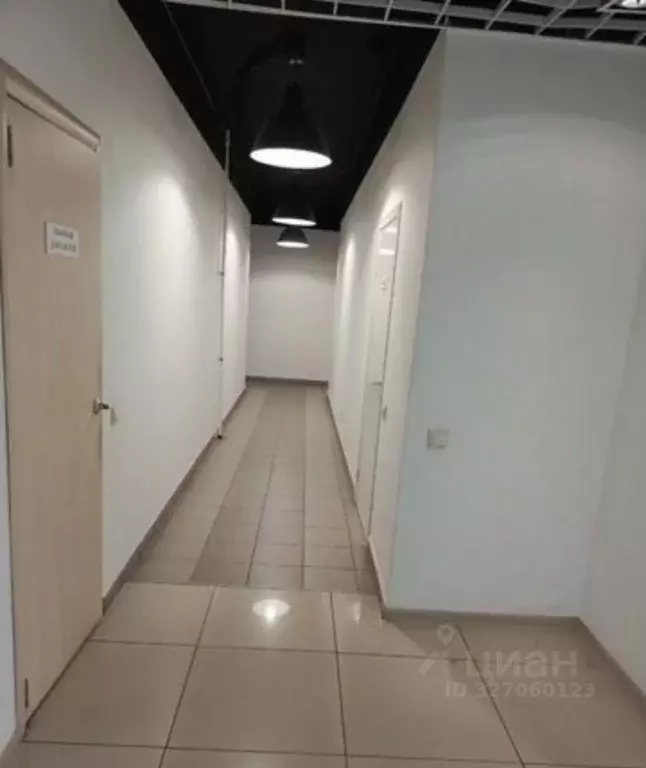 Помещение свободного назначения в Свердловская область, Екатеринбург ... - Фото 2